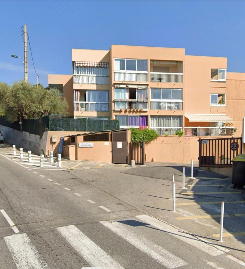 Appartement 2 Pieces En Rez De Jardin Avec Parking Et Piscine Вільнев-Лубе Екстер'єр фото